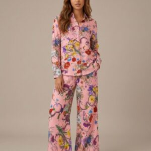 Conjunto floral rosa