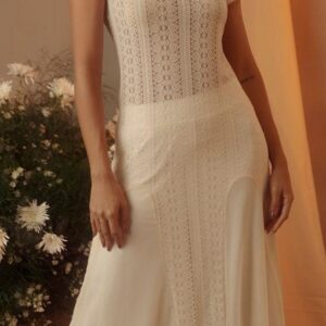 Vestido largo elegante en encaje
